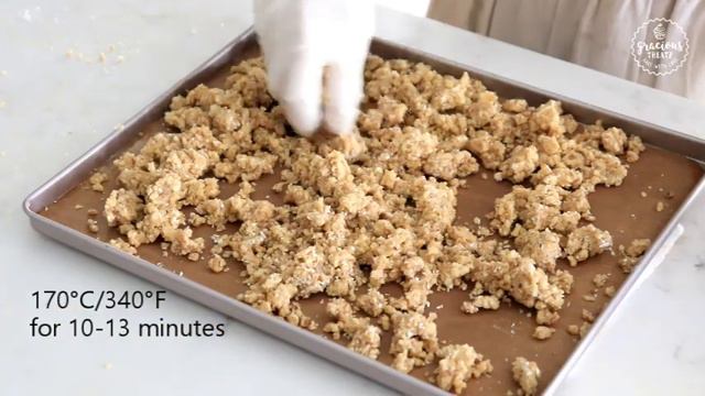 Adorable Eggless Moist Carrot Cupcakes for Easter смотреть онлайн