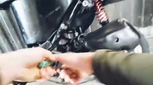 КАК ПОМЕНЯТЬ РЕМЕНЬ НА Suzuki Lets 2??#moto#fzm#ремонт#