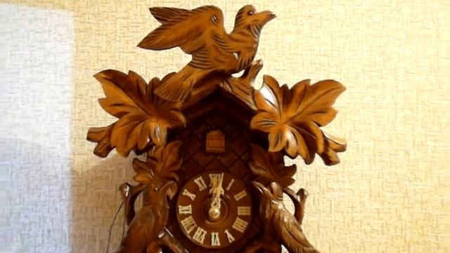 Часы с кукушкой. Охотничий мотив. Модель 1430. смотреть онлайн