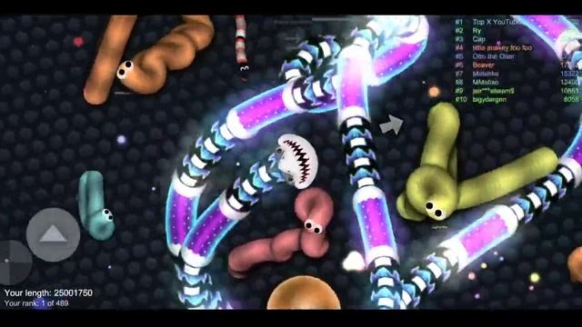 Slither.io A.I KING SHARK Vs TINY Pro Snakes - Epic Skin Slitherio Vip Gameplay - World Record смотреть онлайн