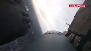 Кадры уничтожения ударными Ми-28Н опорных пунктов и бронетехники укронацистов