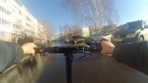 Весеняя покатушка! Посадил на электросамокат Куго М2 (Kugoo M2) школьника. Тест драйв в горку