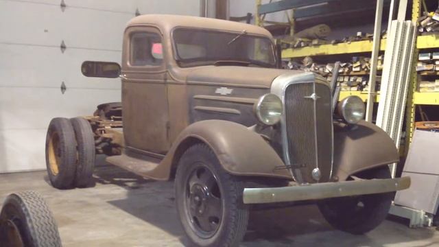 1936 Chevrolet 1 1/2 Ton Semi Truck