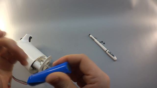 Сломался бюджетный диспенсер для жидкого мыла спустя 2 месяца | Отправился на помойку смотреть онлайн