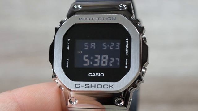 Обзор CASIO G-SHOCK GM-5600-1 | Где купить со скидкой смотреть онлайн