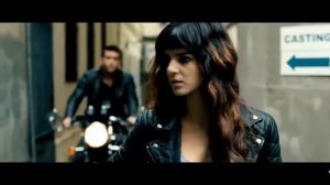 La cama - Clara Lago (Video Oficial) con Letra