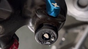 2022 Fox Float X, lack of a Compression knob