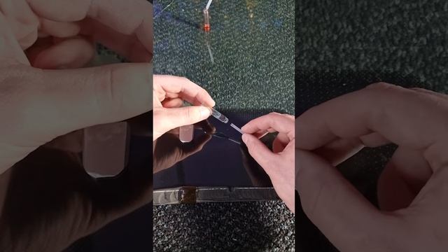 Как намертво приклеить зеркало! Клей для зеркал KERRY смотреть онлайн