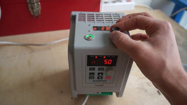 Доработанный инвертор частотник XSY-AT1 смотреть онлайн