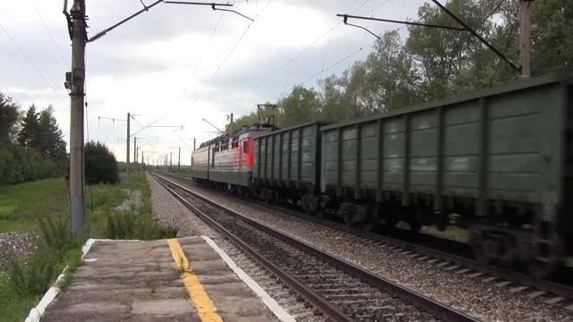 Электровоз ВЛ85 096 Сгрузовым поездом Вос Сиб жд Россия Бурятия