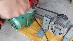 How to generate homemade infinite energy with a car alternator and Transformer P3???.mkv