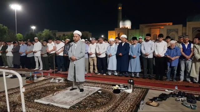 "Hazrati imom" jome masjidida tarvoeh namozi 8-kun (Online) смотреть онлайн