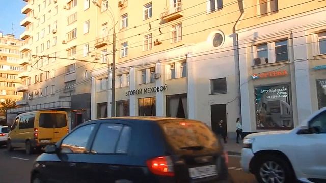 Ленинский проспект от площади Гагарина | Москва