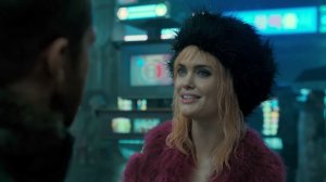 Анджелина Джоли и Леонардо Ди Каприо в фильме «Бегущий по лезвию 2049»