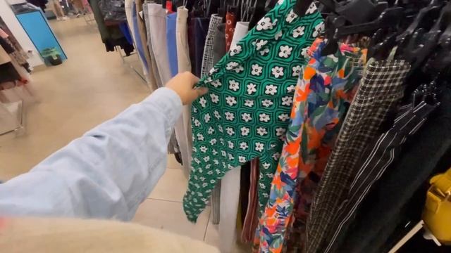 В поисках Клада Секонд-хенд День привоза Сумки Обувь Брюки Свитеры Цены