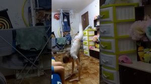 самодельная лента и булавы