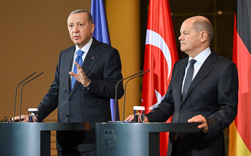 Эрдоган в Берлине пытался сгладить разногласия с Шольцем по Ближнему Востоку / События на ТВЦ