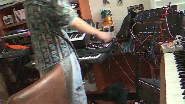 Hardware Synth Jam 01: Synthy Cyberpunk Thingo смотреть онлайн