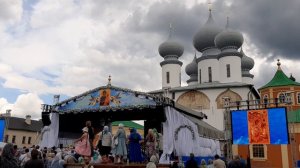 Праздник Тихвинской иконы Божией Матери. Внутри  мужского монастыря в Тихвине (9.07.2024)