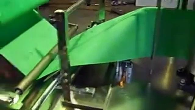 Машина для складывания и нарезки спандбонда смотреть онлайн