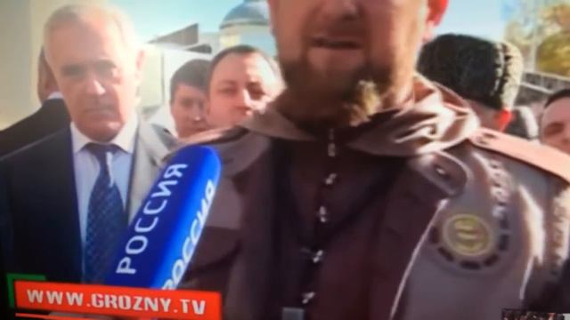 Мурат Зязиков и Рамзан Кадыров на открытие Московской Соборной Мечети.(23.09.2015г.). смотреть онлайн