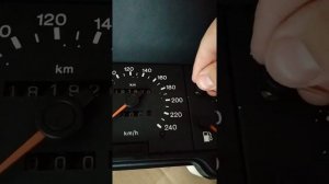 Стрелки на щитке приборов