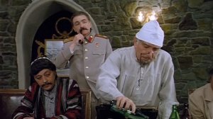 На Дерибасовской хорошая погода, или На Брайтон-Бич опять идут дожди: Артист в образе Сталина