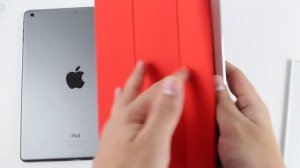 iPad Air Smart Cover Hands On (Product Red)