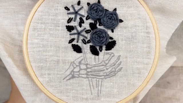 Free Halloween pattern - Handembroidery DIY tutorial - Autumn embroidery