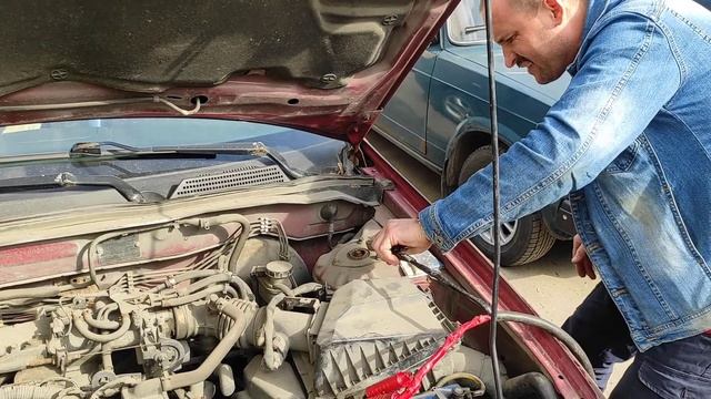 Как правильно ПРИКУРИВАТЬ АВТОМОБИЛЬ от другого Автомобиля?