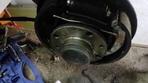Lada Granta задние тормозные планки это просто ужас и шок как так можно делать запчасти.