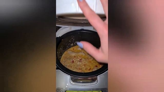 Філе індички у вершковому соусі з булгуром смотреть онлайн