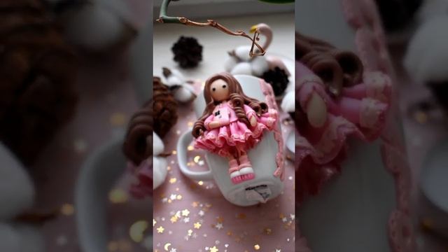 Новогодняя куколка из полимерной глины#полимернаяглина #shortvideo #short #ручнаяработа #лепка #фим