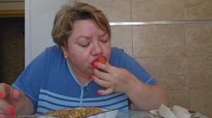 МУКБАНГ ? СЛАБОНЕРВНЫМ ПРОШУ УДАЛИТЬСЯ. MUKBANG ? СЛАБОНЕРВНЫХ ПРОШУ УДАЛИТЬСЯ