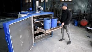 Сушильная печь для сыпучих материалов из нержавеющей стали. До 200 кг. сухого материала в смену.