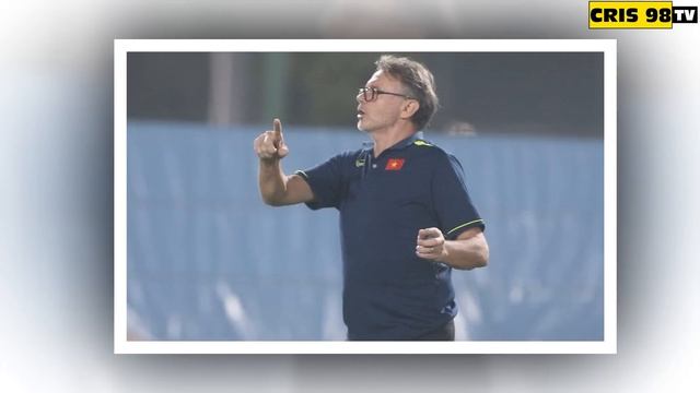 TIN NÓNG: HLV PARK HANG-SEO LÊN NẮM QUYỀN GỌI HÀNG LOẠT TRỤ CỘT TRỞ LẠI ĐT VIỆT NAM смотреть онлайн