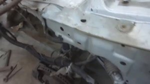 С таким инструментом и с таким стапелем я этот кузов вытяну как надо.