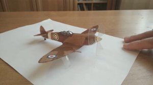 Истребитель Supermarine Spitfire. Самолёт из пластилина