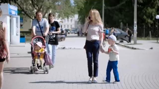 Социальная реклама: "С кого берут пример Ваши дети?" (о родителях, детях и почему "они такие")