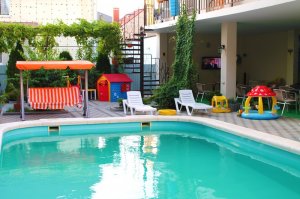 Отели и гостиницы с бассейном в Витязево. Витязево отдых с питанием. «Солнечный дом» ГОСТИНИЦА