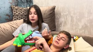 Пробрались в квартиру Валентины Ивановны!