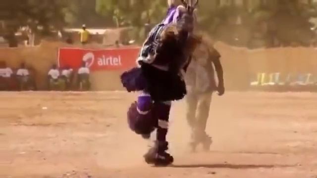 Тот самый зажигательный Шаман танцует под "Ой, хто пье, тому наливайте" =) смотреть онлайн