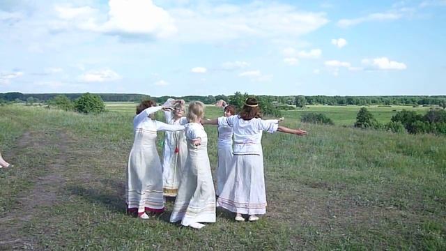 Включи видео песню матушка земля