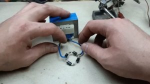 Зарядное устройства для мото-аккумуляторов.  Своими руками!