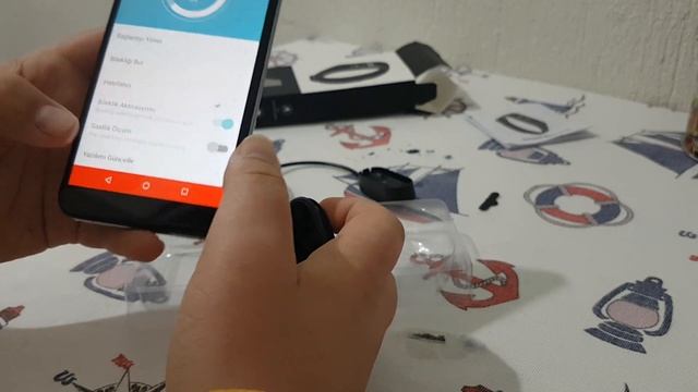 M4 Akıllı bileklik (kutu açılımı ve inceleme) смотреть онлайн