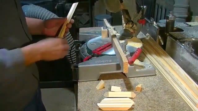 Молдинг и квадрат смотреть онлайн