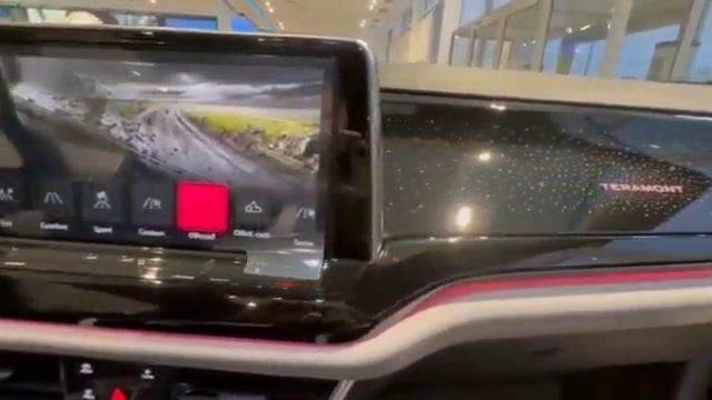 Совершенно другой Volkswagen Teramont, версия из Китая смотреть онлайн