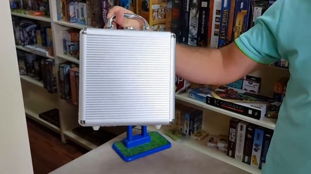 Набор для покера Royal Flush на 100 фишек