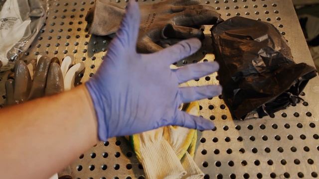 Перчатки для ремонта станков смотреть онлайн