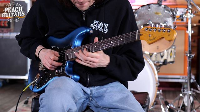 No Talking...Just Tones | Fender American Professional II Stratocaster HSS | Rosewood - Dark Night смотреть онлайн